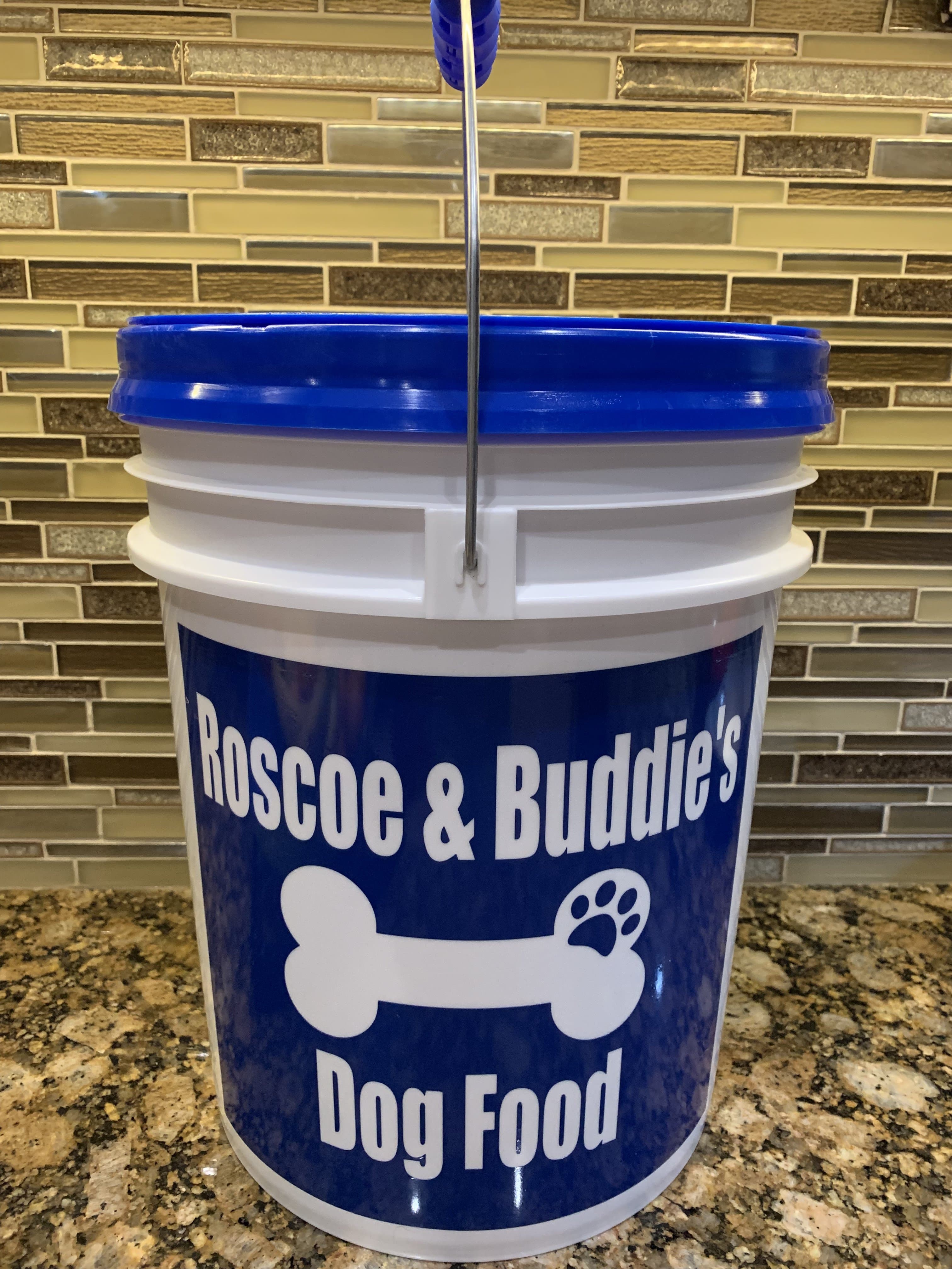 Large Pet Bucket (5Gal)